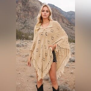Free People onesize understated leather canyon knit poncho